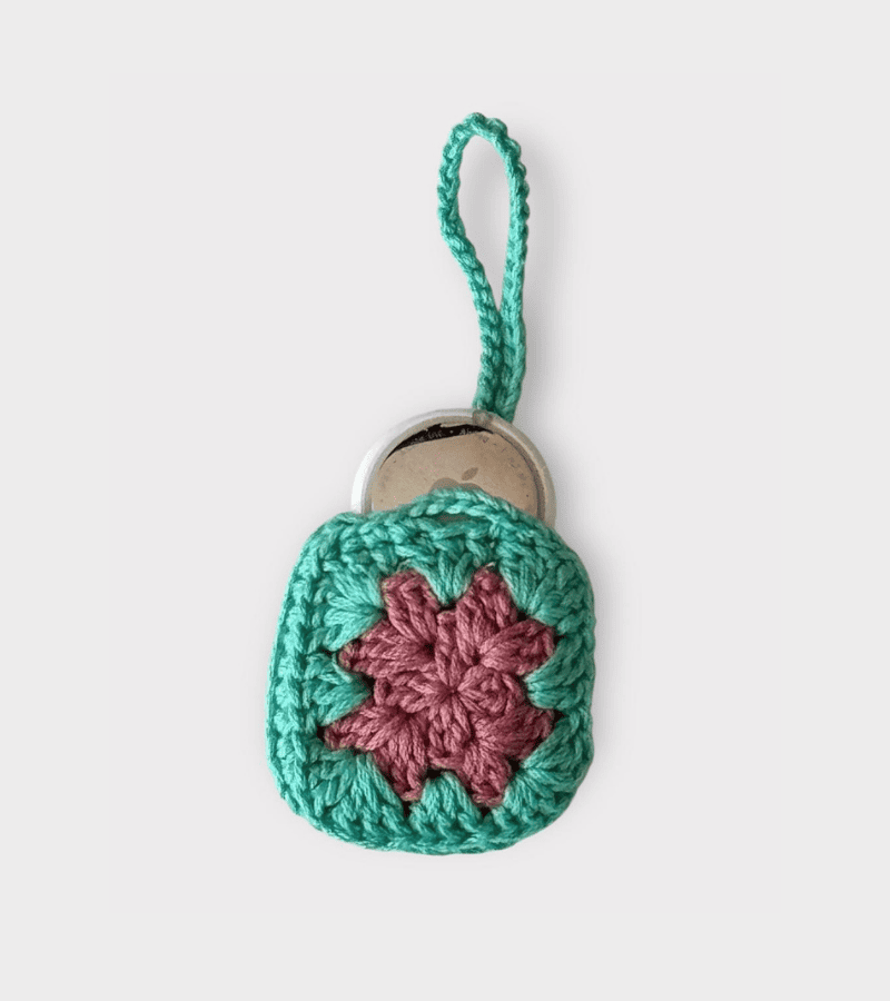 Airtag Keeper Charm Granny